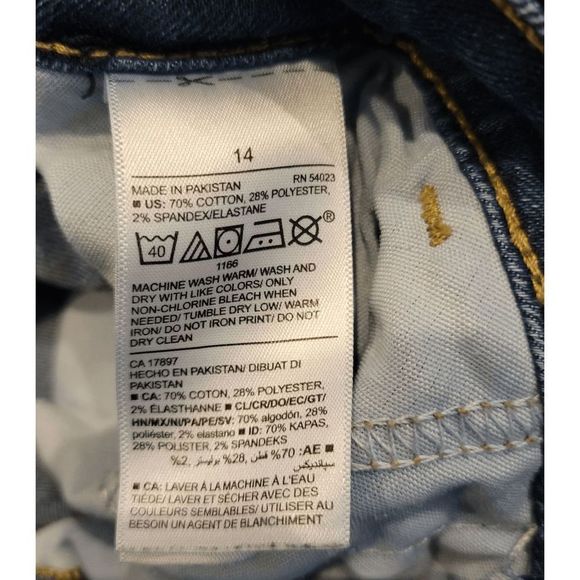 Old Navy Rockstar Super Skinny High Rise Jeans - Picture 4 of 5